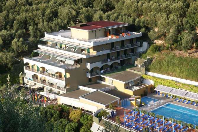 vakantie-naar-Best Western Hotel La Solara-mei 2024