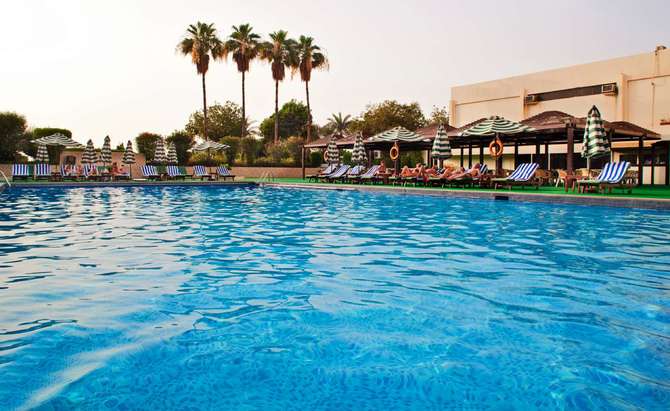 vakantie-naar-Bin Majid Beach Hotel-mei 2024