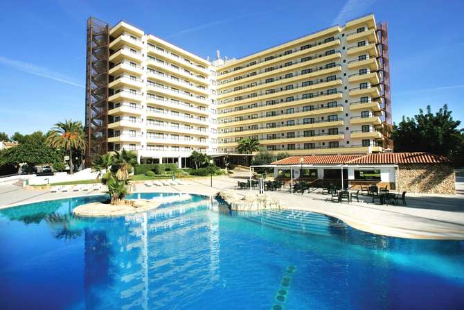 vakantie-naar-Bq Belvedere Hotel-mei 2025