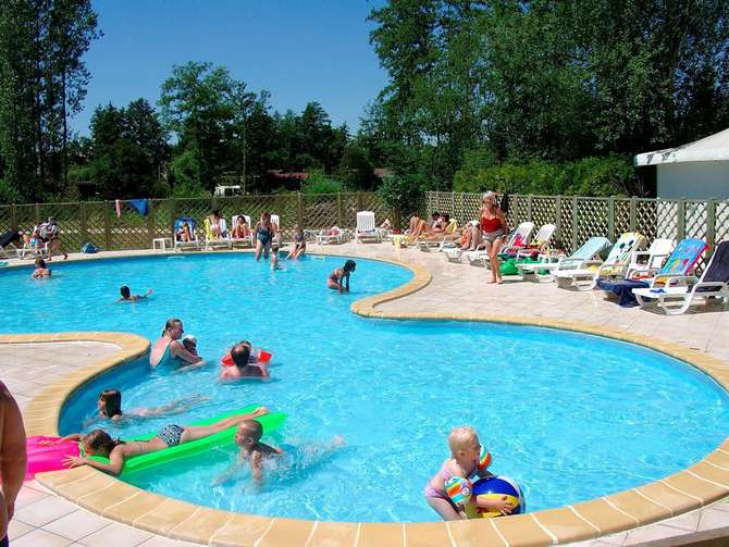 vakantie-naar-Camping Le Soleil De Crecy-mei 2025