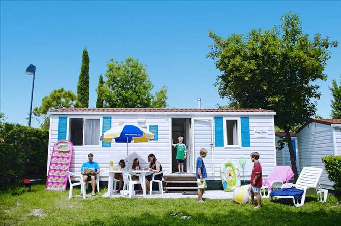 vakantie-naar-Camping Le Village Parisien-mei 2025