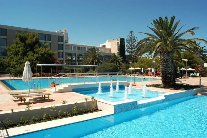 vakantie-naar-Caravia Beach Hotel-mei 2025