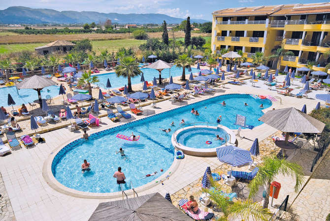 vakantie-naar-Caretta Beach Holiday Village-juni 2025