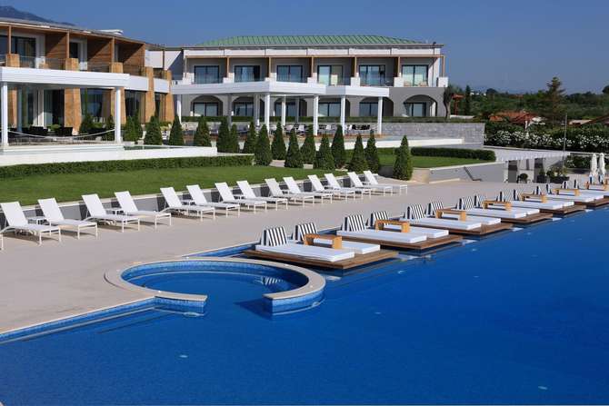 vakantie-naar-Cavo Olympo Luxury Hotel Spa-mei 2025