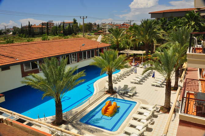 vakantie-naar-Cinar Family Suite Hotel-mei 2025