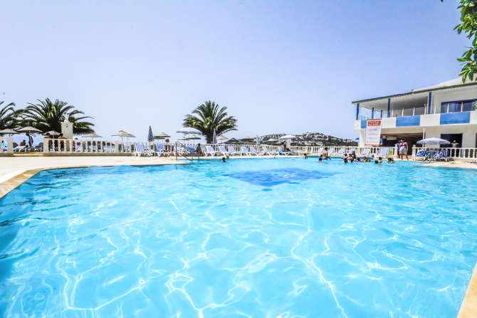vakantie-naar-Club Blue White-mei 2025