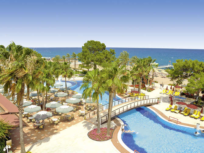 vakantie-naar-Club Boran Mare Beach-april 2024