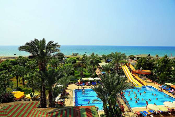 vakantie-naar-Club Hotel Caretta Beach-maart 2024