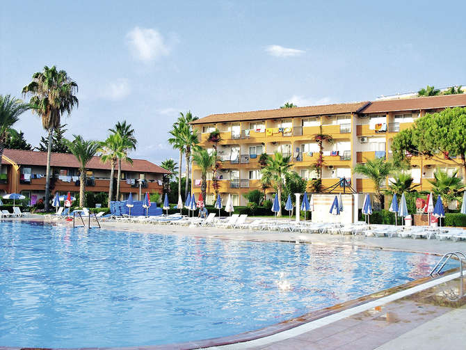 vakantie-naar-Club Turtas Beach Hotel-mei 2024