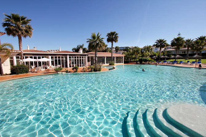 vakantie-naar-Clube Porto Mos-mei 2025