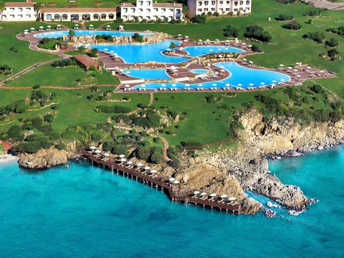vakantie-naar-Colonna Resort-mei 2025