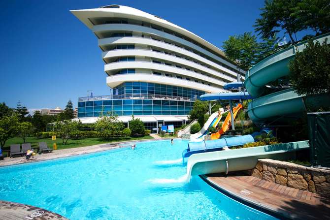 vakantie-naar-Concorde De Luxe Resort-mei 2025