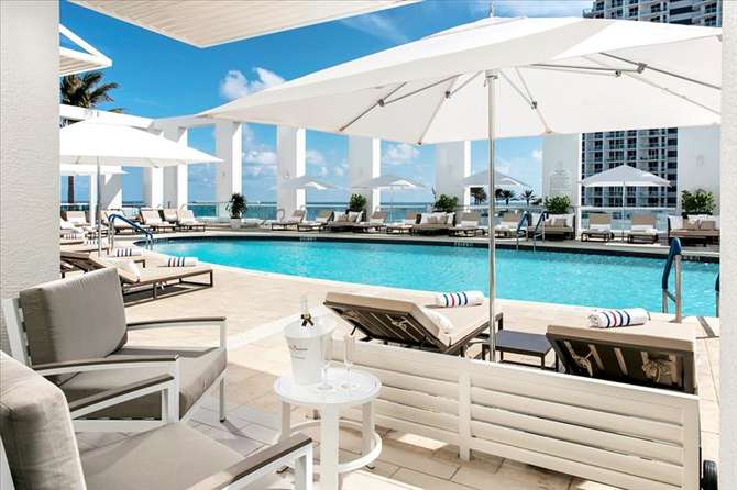 vakantie-naar-Conrad Fort Lauderdale Beach-mei 2024
