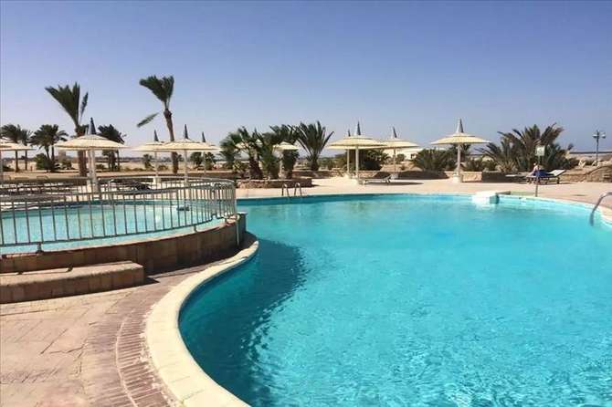 vakantie-naar-Coral Beach Hotel-mei 2025