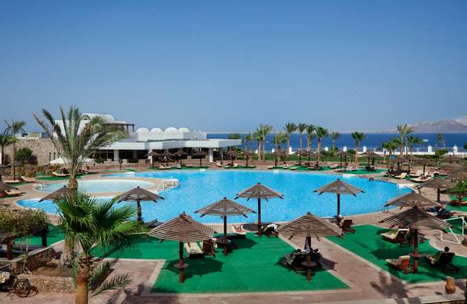 vakantie-naar-Coral Beach Hotel Montazah-mei 2024