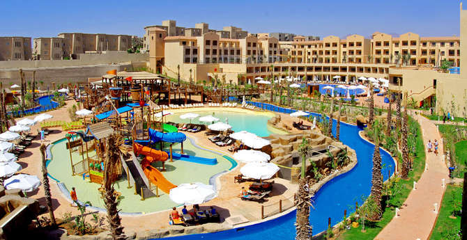 vakantie-naar-Coral Sea Aqua Club-mei 2025