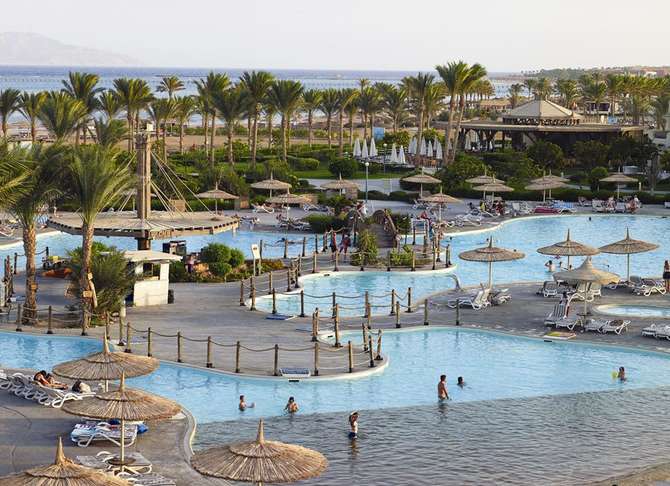 vakantie-naar-Coral Sea Waterworld-mei 2025