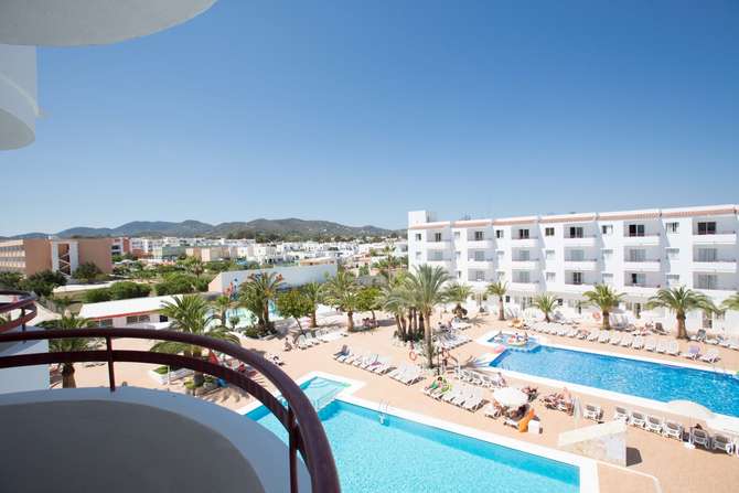 vakantie-naar-Coral Star Hotel-juni 2025
