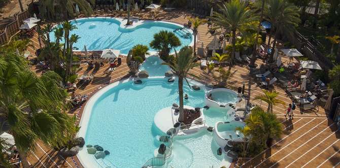 vakantie-naar-Corallium Beach By Lopesan Hotels-mei 2025