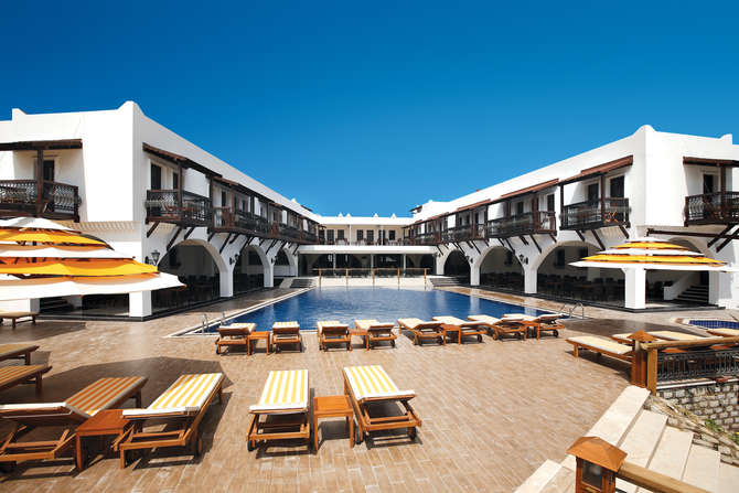 vakantie-naar-Costa Bitezhan Hotel-mei 2025