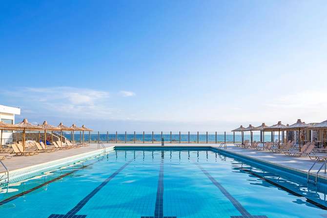 vakantie-naar-Creta Beach-mei 2025