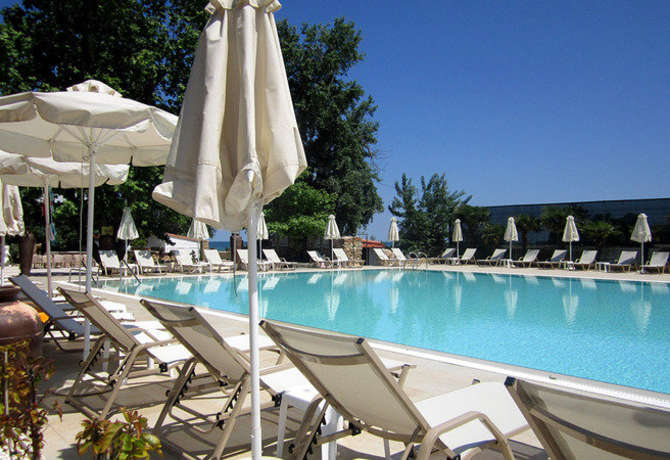 vakantie-naar-Cronwell Platamon Resort-mei 2025