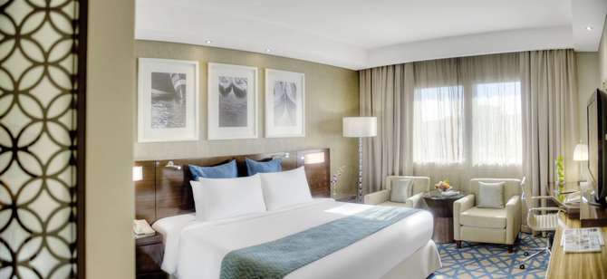 vakantie-naar-Crowne Plaza Deira-mei 2025