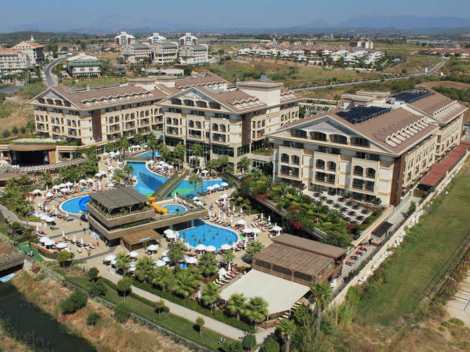 vakantie-naar-Crystal Palace Luxury Resort Spa-mei 2025
