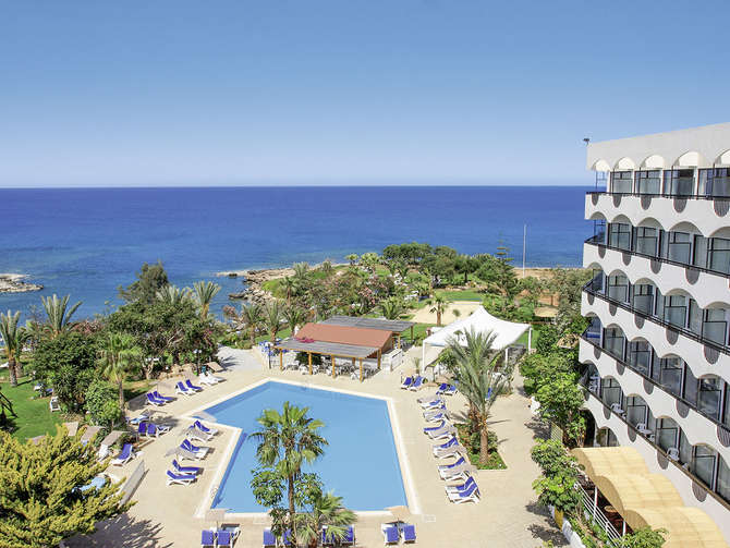 vakantie-naar-Crystal Springs Beach Hotel-mei 2025