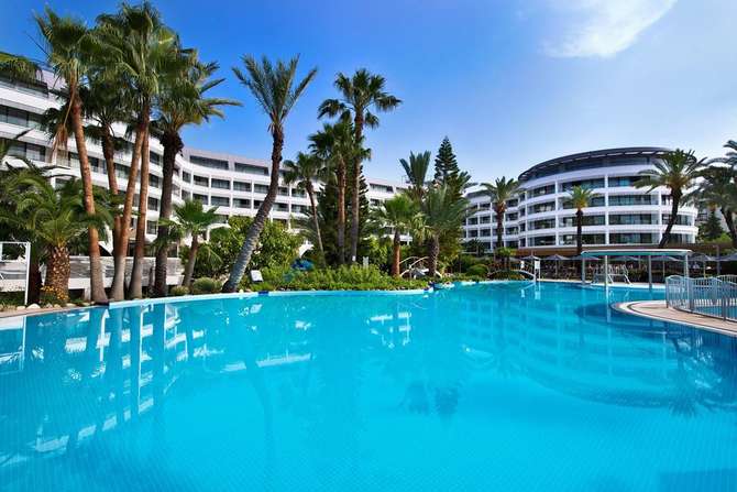 vakantie-naar-D Resort Grand Azur-mei 2024