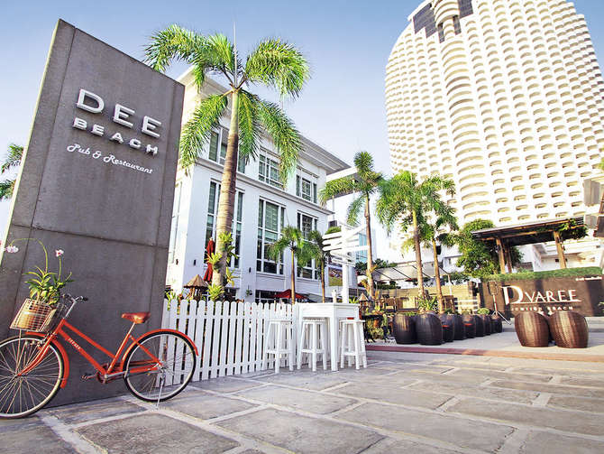 vakantie-naar-D Varee Jomtien Beach-mei 2025