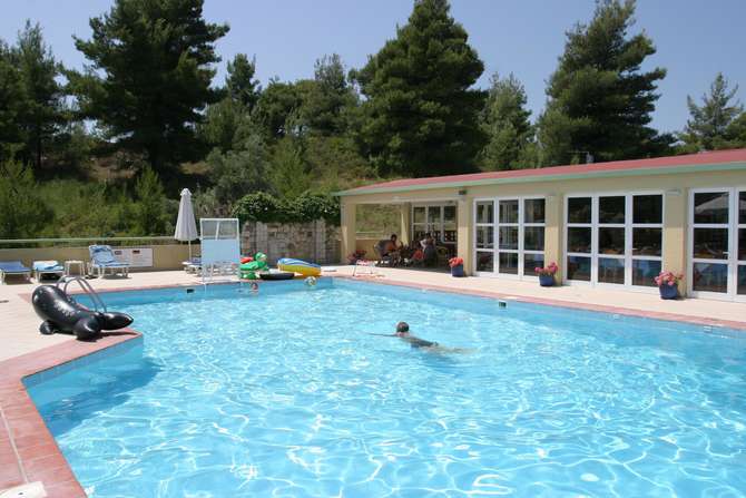 vakantie-naar-Daphne Holiday Club-mei 2025