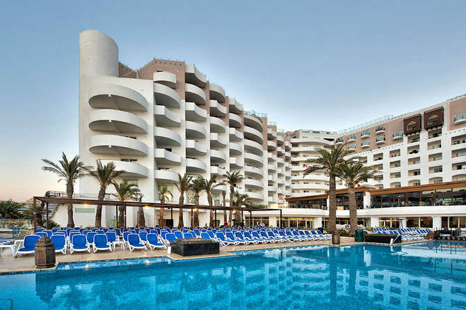 vakantie-naar-Db San Antonio Hotel Spa-mei 2025