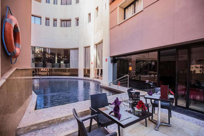 vakantie-naar-Dellarosa Hotel Suites-mei 2025