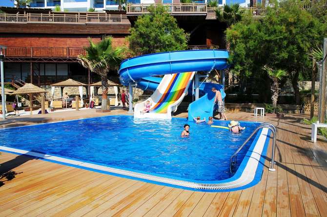 vakantie-naar-Delta Beach Resort-mei 2025