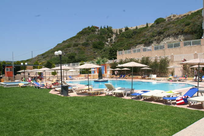 vakantie-naar-Diagoras Hotel-mei 2024