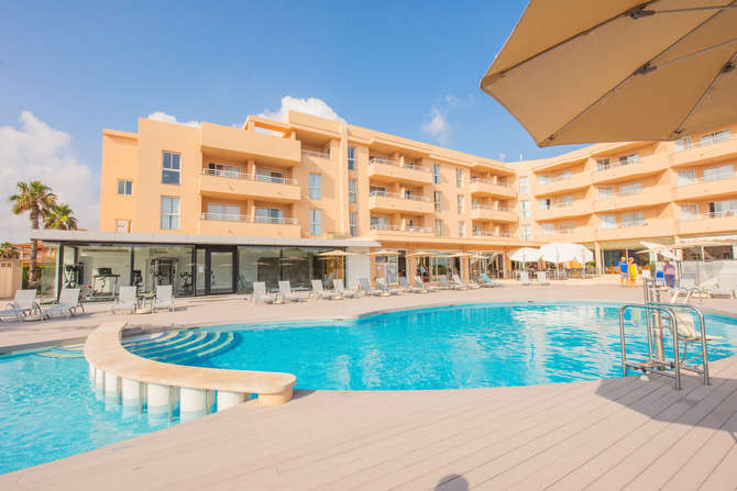 vakantie-naar-Dunes Platja Aparthotel-mei 2025