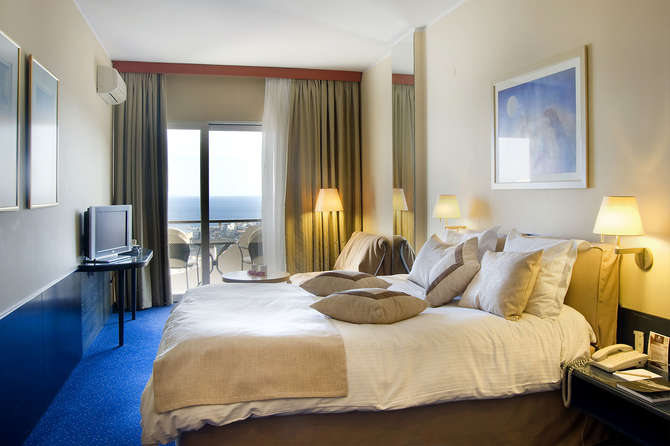 vakantie-naar-Egnatia City Hotel Spa-mei 2025