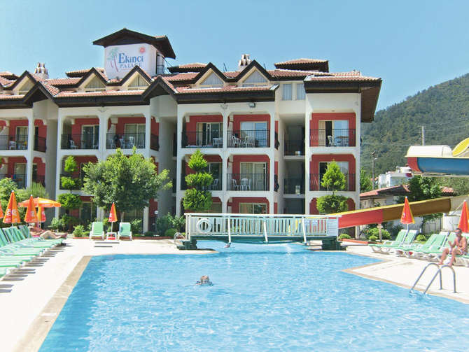 vakantie-naar-Ekinci Palace-mei 2025