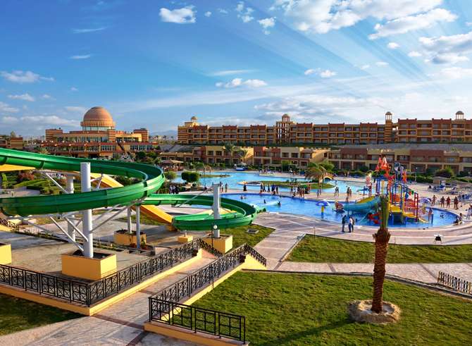 vakantie-naar-El Malikia Resort Abu Dabbab-mei 2025