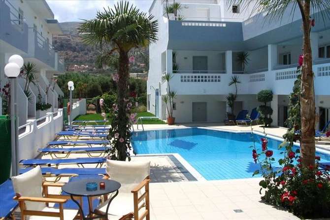 vakantie-naar-Emerald Hotel Appartementen-mei 2025