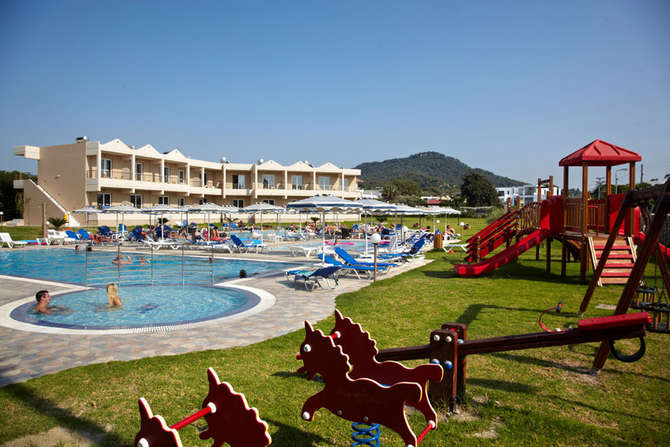 vakantie-naar-Emerald Hotel-mei 2025