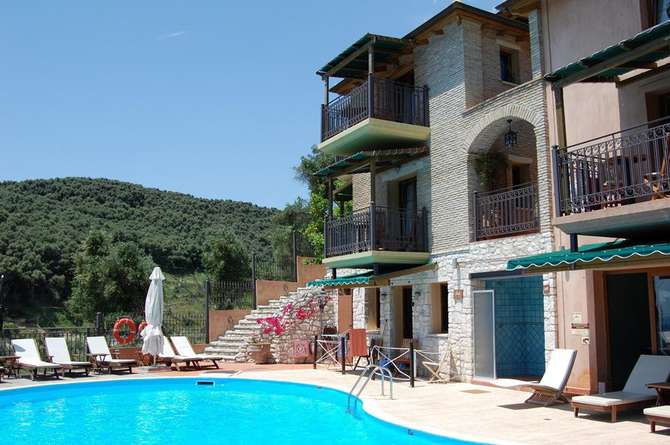 vakantie-naar-Enetiko Resort-mei 2025