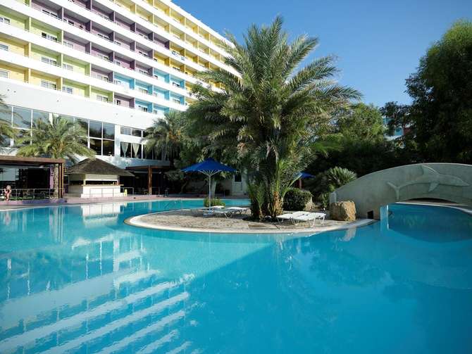 vakantie-naar-Esperides Beach Family Resort-mei 2025
