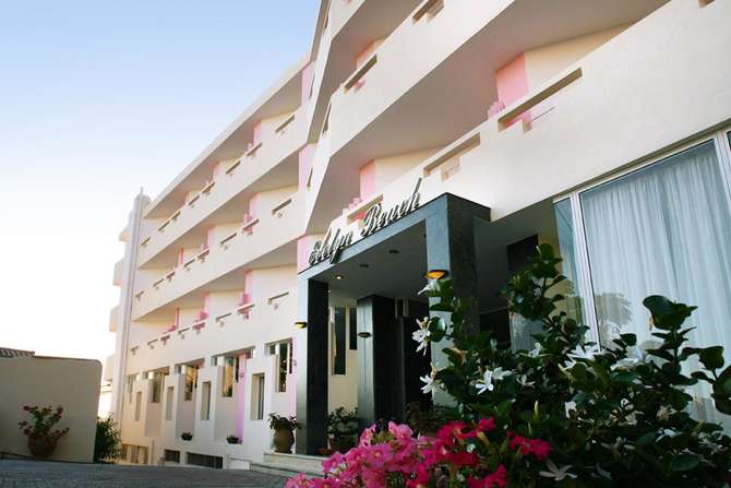 vakantie-naar-Evelyn Beach Hotel-mei 2025