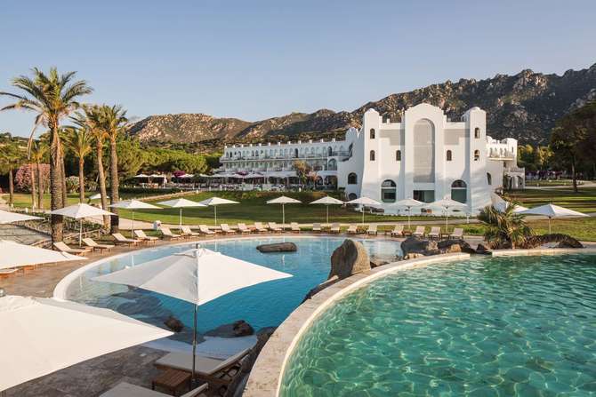 vakantie-naar-Falkensteiner Resort Capo Boi-juni 2025