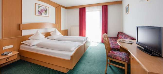vakantie-naar-Familienhotel Alpenhof-mei 2025