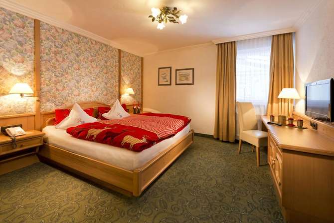 vakantie-naar-Family Hotel Hinteregger-mei 2025