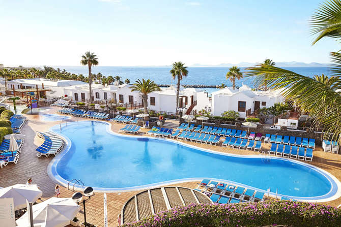 vakantie-naar-Family Life Flamingo Beach-mei 2025