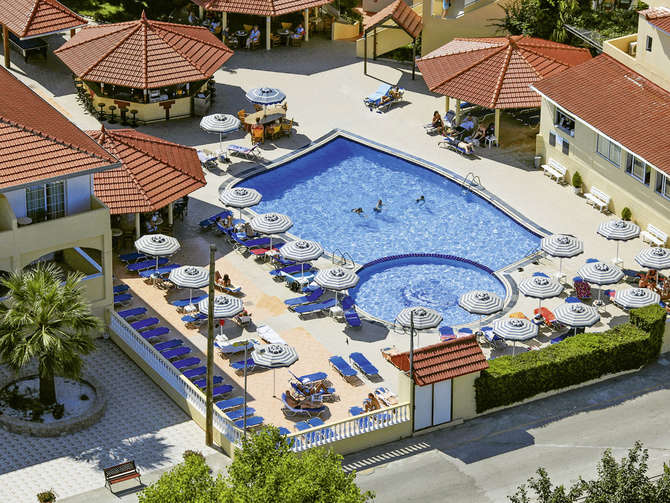 vakantie-naar-Fantasy Hotel-mei 2025